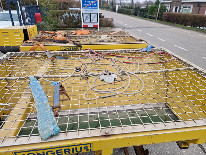 Jongerius droog zoutstrooiers zo uit het werk - מפזר חול/ מלח: תמונה 5 Jongerius droog zoutstrooiers zo uit het werk - מפזר חול/ מלח: תמונה 5