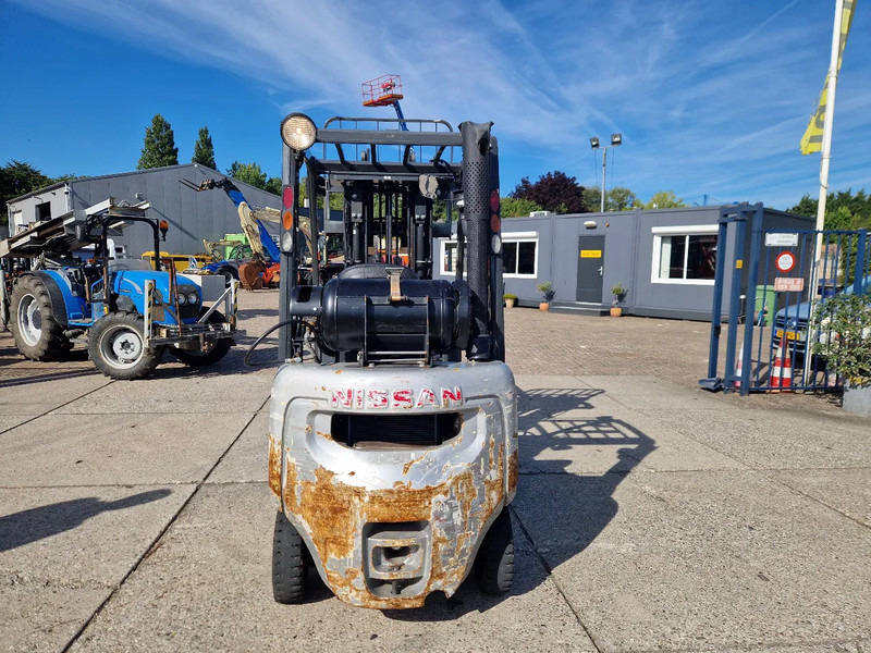 Nissan 1800 kg. LPG met keuring - מלגזת LPG: תמונה 4 Nissan 1800 kg. LPG met keuring - מלגזת LPG: תמונה 4