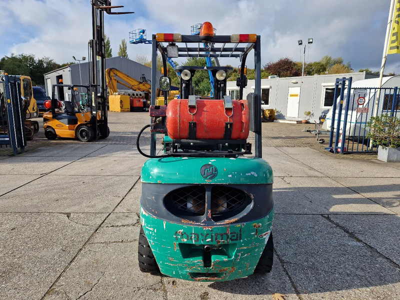 Nissan Zhejiang Maximal with 1290 hours 2.5 ton LPG - מלגזת LPG: תמונה 3 Nissan Zhejiang Maximal with 1290 hours 2.5 ton LPG - מלגזת LPG: תמונה 3