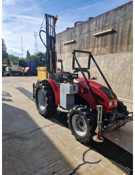Onbekend Valpadana 1550 4x4 drilling tractor - אסדת קידוח: תמונה 3 Onbekend Valpadana 1550 4x4 drilling tractor - אסדת קידוח: תמונה 3