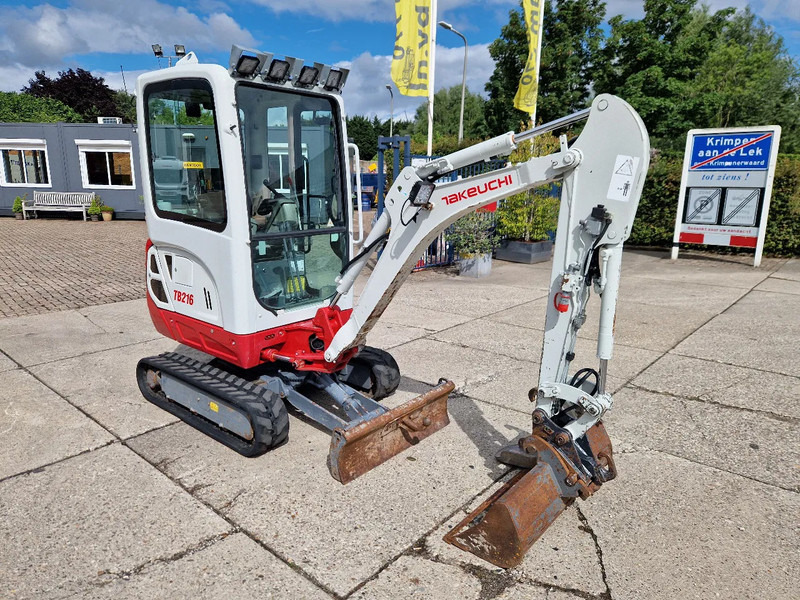 Takeuchi TB216 met 2089 uur - מיני מחפר: תמונה 2 Takeuchi TB216 met 2089 uur - מיני מחפר: תמונה 2