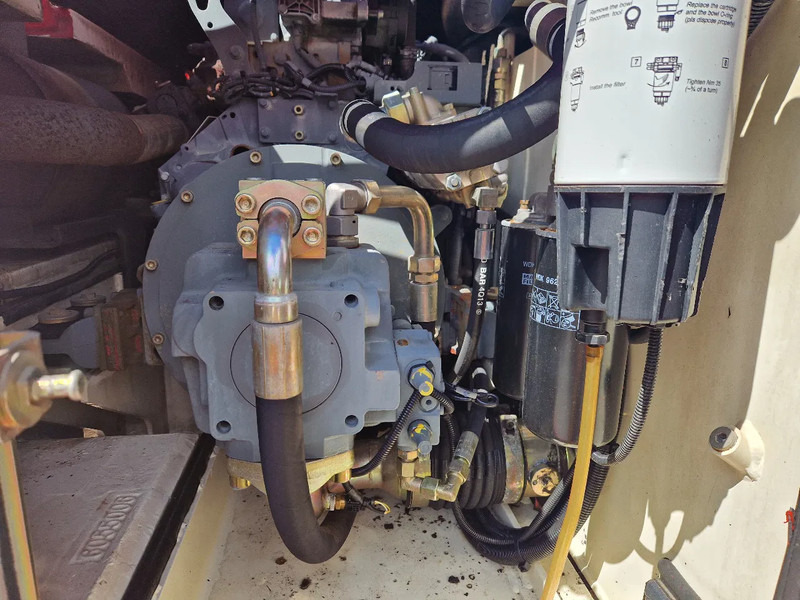 Terex TW160 inclusief kantelbak (1.98m.) - מחפר גלגלים: תמונה 5 Terex TW160 inclusief kantelbak (1.98m.) - מחפר גלגלים: תמונה 5