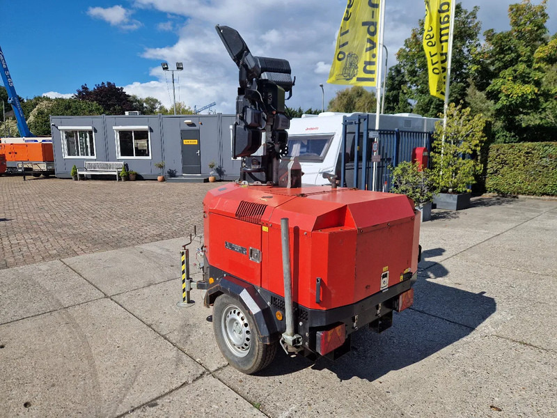 Tower Light VB9 mobiele lichtmast 9m. hoog - מגדל תאורה: תמונה 4 Tower Light VB9 mobiele lichtmast 9m. hoog - מגדל תאורה: תמונה 4