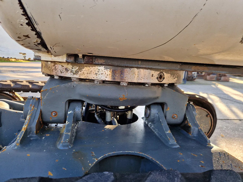 WACKER NEUSON 2404RD kan op een (berg)helling draaien - מיני מחפר: תמונה 4 WACKER NEUSON 2404RD kan op een (berg)helling draaien - מיני מחפר: תמונה 4