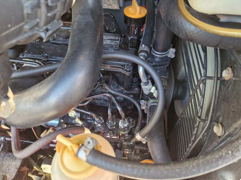 הַחכָּרָה WACKER NEUSON 2404RD kan op een helling draaien WACKER NEUSON 2404RD kan op een helling draaien: תמונה 6