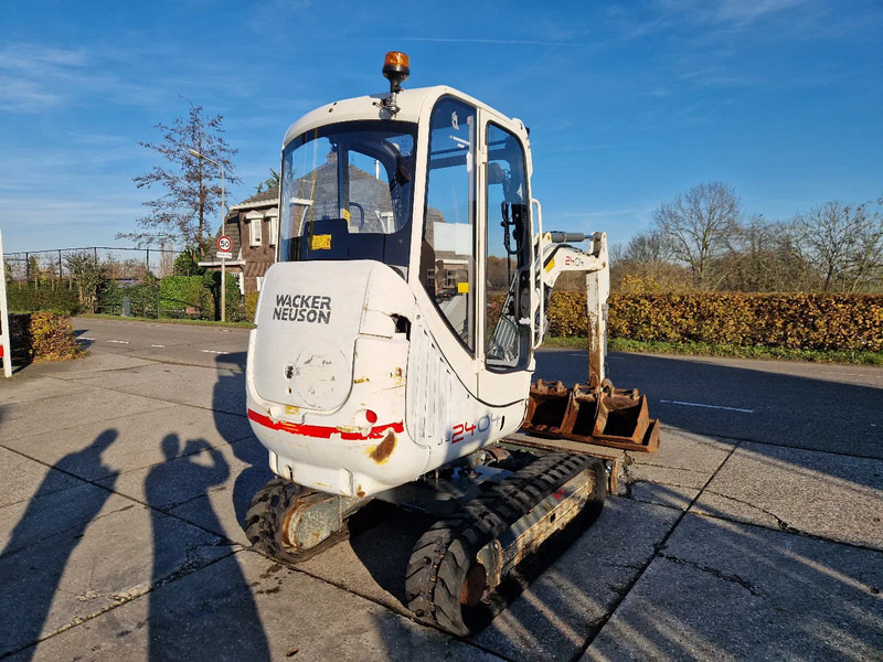 הַחכָּרָה WACKER NEUSON 2404RD kan op een helling draaien WACKER NEUSON 2404RD kan op een helling draaien: תמונה 20
