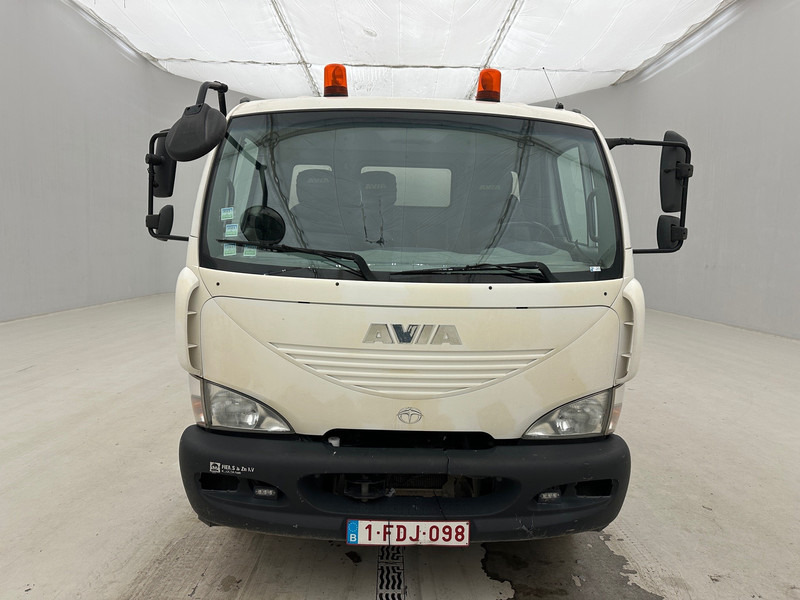 Avia D120.185 - מזהיר, משאית מנוף: תמונה 2 Avia D120.185 - מזהיר, משאית מנוף: תמונה 2