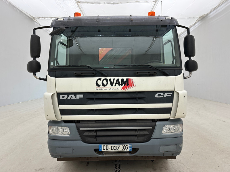 DAF CF75.310 - משאית צד נופל/ שטוחה, משאית מנוף: תמונה 2 DAF CF75.310 - משאית צד נופל/ שטוחה, משאית מנוף: תמונה 2