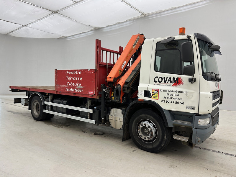 DAF CF75.310 - משאית צד נופל/ שטוחה, משאית מנוף: תמונה 3 DAF CF75.310 - משאית צד נופל/ שטוחה, משאית מנוף: תמונה 3