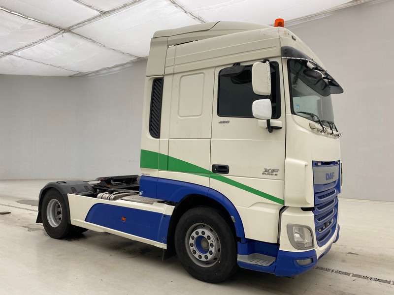 DAF XF 460 Space Cab* - יחידת טרקטור: תמונה 3 DAF XF 460 Space Cab* - יחידת טרקטור: תמונה 3