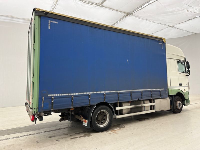 DAF XF 460 Super Space Cab - משאית וילונות צד: תמונה 4 DAF XF 460 Super Space Cab - משאית וילונות צד: תמונה 4