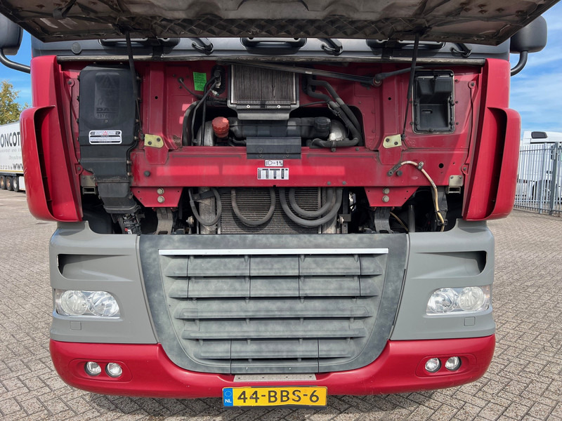 DAF XF105.460 Space Cab - משאית עם שלדת תא: תמונה 4 DAF XF105.460 Space Cab - משאית עם שלדת תא: תמונה 4
