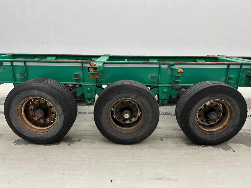 Fruehauf Skelet 2 x 20-40 ft - סמיטריילר מוביל מכולות/ החלפת גוף: תמונה 5 Fruehauf Skelet 2 x 20-40 ft - סמיטריילר מוביל מכולות/ החלפת גוף: תמונה 5