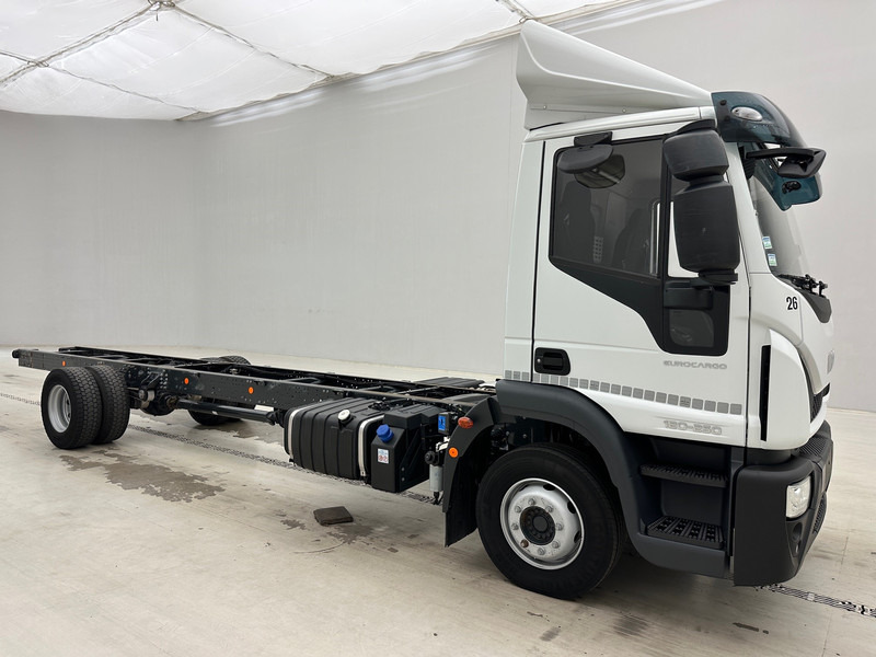 Iveco Eurocargo 120E25 - משאית עם שלדת תא: תמונה 3 Iveco Eurocargo 120E25 - משאית עם שלדת תא: תמונה 3