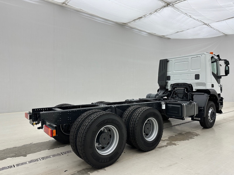 חָדָשׁ משאית עם שלדת תא Iveco Trakker 380 - 6x4: תמונה 6