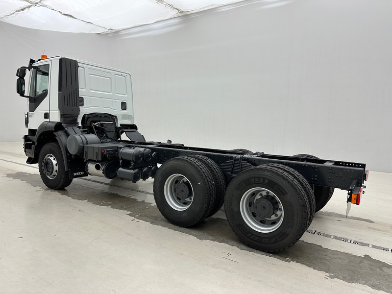 חָדָשׁ משאית עם שלדת תא Iveco Trakker 380 - 6x4: תמונה 8
