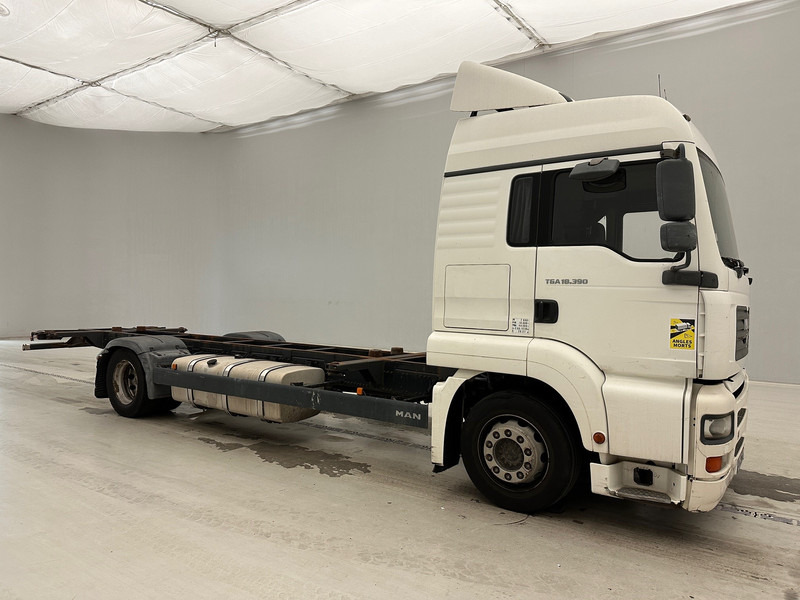 MAN TGA 18.390* - מוביל מכולות/ משאית החלפת גוף: תמונה 3 MAN TGA 18.390* - מוביל מכולות/ משאית החלפת גוף: תמונה 3