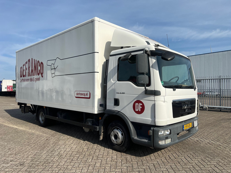 MAN TGL8.180 - משאית תיבה: תמונה 3 MAN TGL8.180 - משאית תיבה: תמונה 3