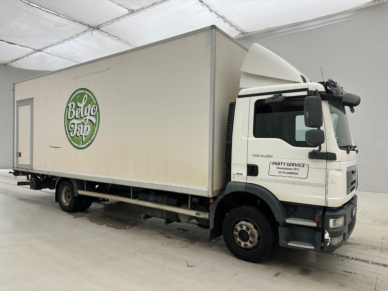 MAN TGM 12.250 - משאית תיבה: תמונה 3 MAN TGM 12.250 - משאית תיבה: תמונה 3