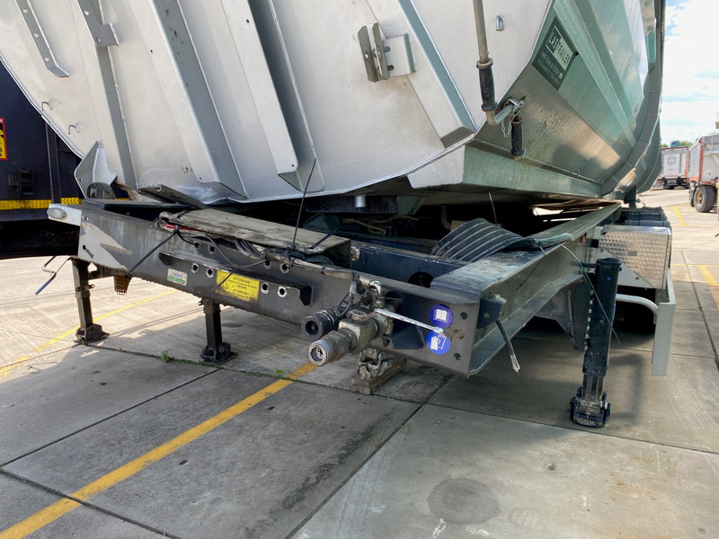 Menci 27 cub in steel - סמיטריילר עם מזהיר: תמונה 3 Menci 27 cub in steel - סמיטריילר עם מזהיר: תמונה 3