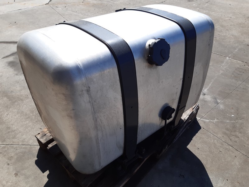 Mercedes-Benz A9604704602 480 liter - מכל דלק: תמונה 3 Mercedes-Benz A9604704602 480 liter - מכל דלק: תמונה 3
