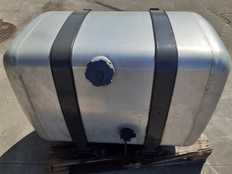 Mercedes-Benz A9604704602 480 liter - מכל דלק: תמונה 1 Mercedes-Benz A9604704602 480 liter - מכל דלק: תמונה 1