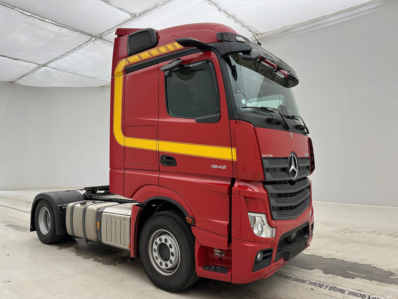 Mercedes-Benz Actros 1942 BigSpace - יחידת טרקטור: תמונה 3 Mercedes-Benz Actros 1942 BigSpace - יחידת טרקטור: תמונה 3