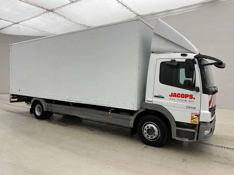 Mercedes-Benz Atego 1218 - משאית תיבה: תמונה 3 Mercedes-Benz Atego 1218 - משאית תיבה: תמונה 3