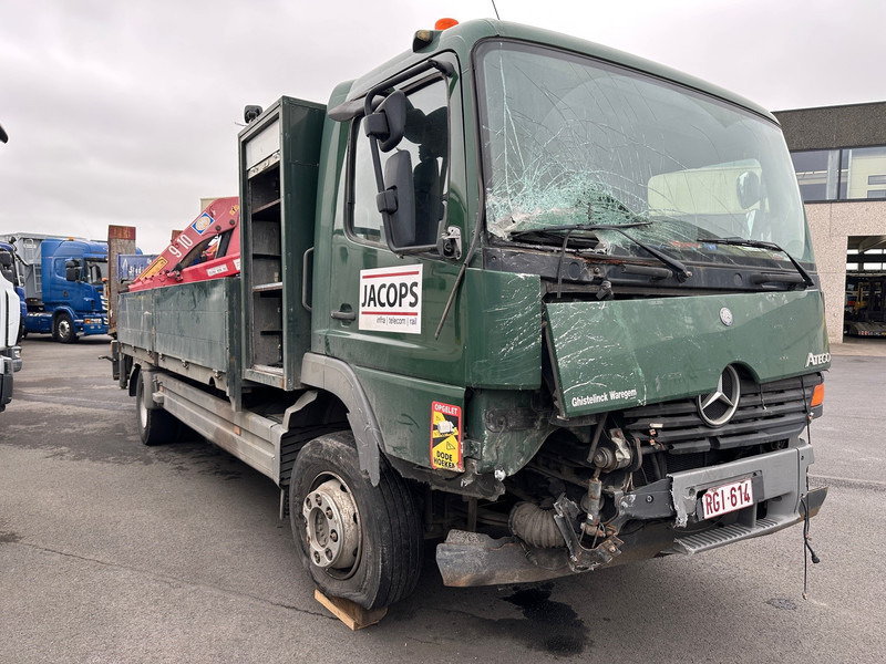 Mercedes-Benz Atego 1523 - משאית צד נופל/ שטוחה, משאית מנוף: תמונה 2 Mercedes-Benz Atego 1523 - משאית צד נופל/ שטוחה, משאית מנוף: תמונה 2