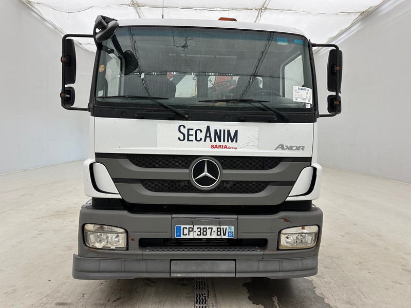 Mercedes-Benz Axor 1824 - משאית הרמת וו, משאית מנוף: תמונה 2 Mercedes-Benz Axor 1824 - משאית הרמת וו, משאית מנוף: תמונה 2