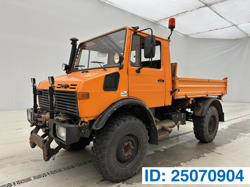 Mercedes-Benz Unimog U427 - 4x4 - מזהיר: תמונה 1 Mercedes-Benz Unimog U427 - 4x4 - מזהיר: תמונה 1