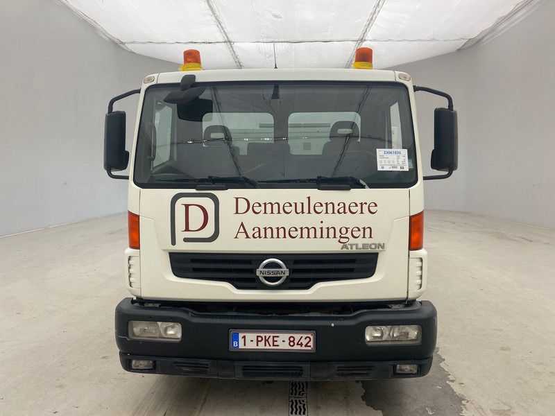 Nissan Atleon 120.25 - מזהיר: תמונה 2 Nissan Atleon 120.25 - מזהיר: תמונה 2