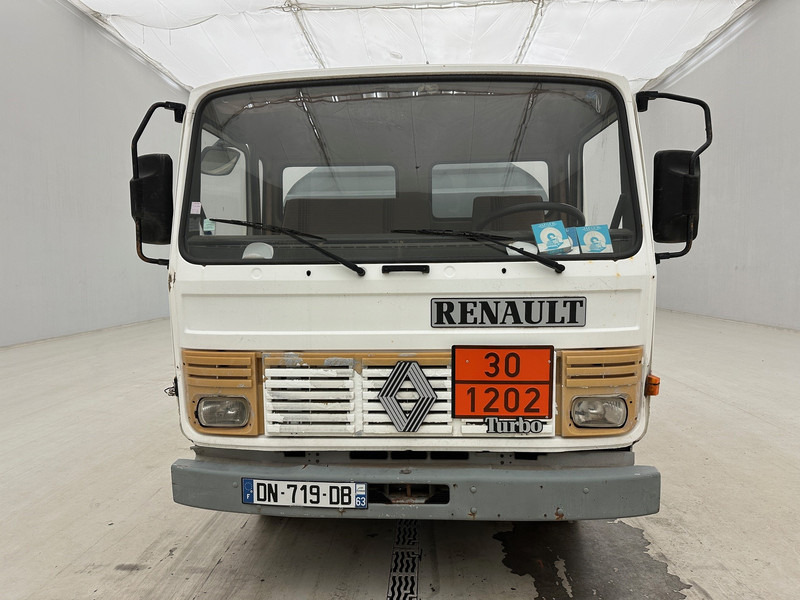 Renault Midliner S120 - משאית מכל: תמונה 2 Renault Midliner S120 - משאית מכל: תמונה 2