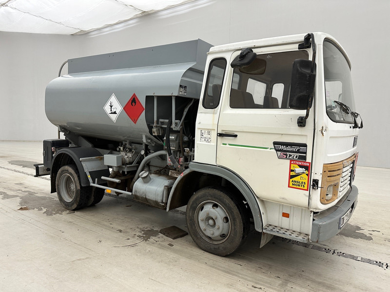 Renault Midliner S120 - משאית מכל: תמונה 3 Renault Midliner S120 - משאית מכל: תמונה 3
