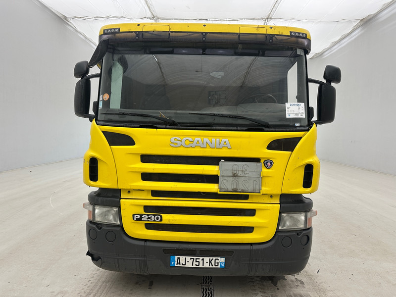 Scania P230 - משאית מכל: תמונה 3 Scania P230 - משאית מכל: תמונה 3