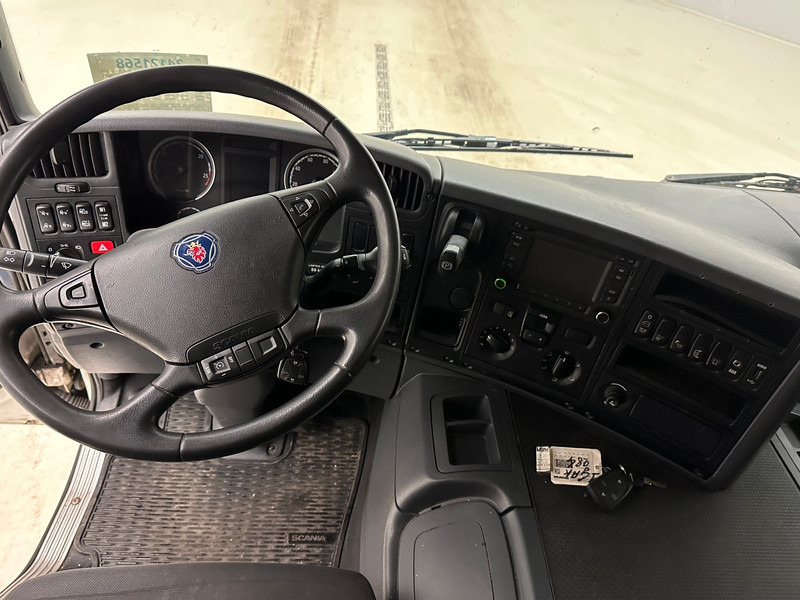 משאית תיבה Scania P310: תמונה 11
