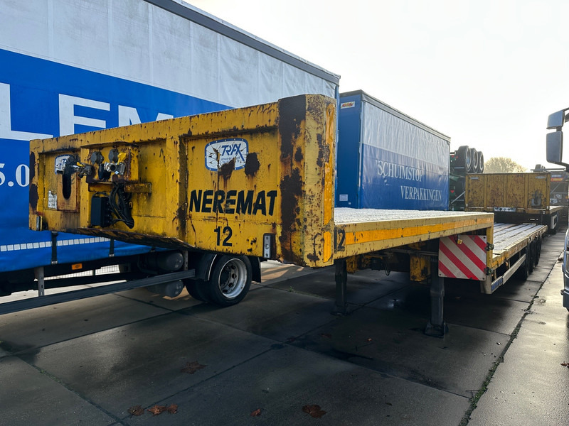 Trax Low bed trailer - סמיטריילר עם מטען נמוך: תמונה 1 Trax Low bed trailer - סמיטריילר עם מטען נמוך: תמונה 1