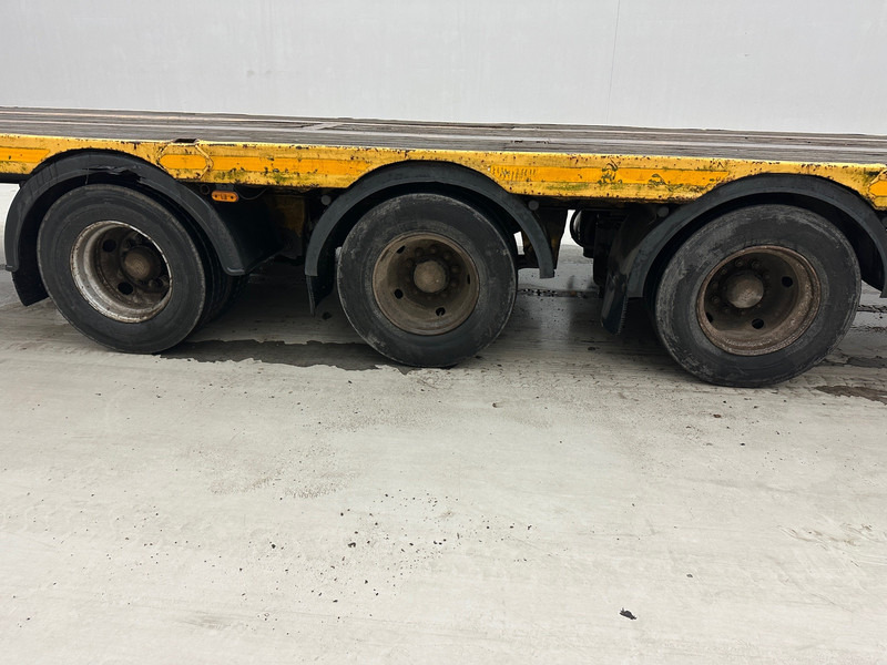 Trax Low bed trailer* - סמיטריילר עם מטען נמוך: תמונה 5 Trax Low bed trailer* - סמיטריילר עם מטען נמוך: תמונה 5