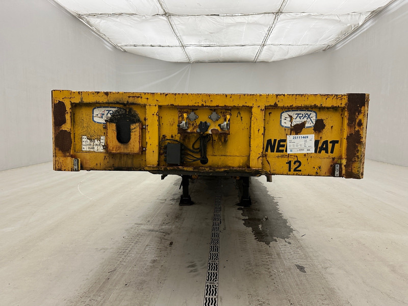 Trax Low bed trailer* - סמיטריילר עם מטען נמוך: תמונה 2 Trax Low bed trailer* - סמיטריילר עם מטען נמוך: תמונה 2
