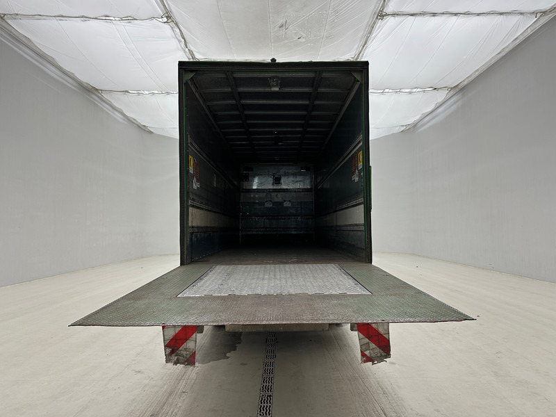 Volvo FE 300 - 6x2 - משאית תיבה: תמונה 4 Volvo FE 300 - 6x2 - משאית תיבה: תמונה 4