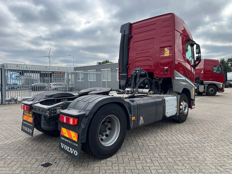 Volvo FH 420 Globetrotter - ADR - יחידת טרקטור: תמונה 4 Volvo FH 420 Globetrotter - ADR - יחידת טרקטור: תמונה 4