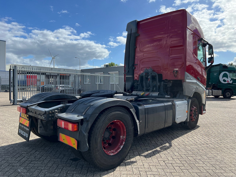 Volvo FH13.420 Globetrotter - ADR - יחידת טרקטור: תמונה 4 Volvo FH13.420 Globetrotter - ADR - יחידת טרקטור: תמונה 4