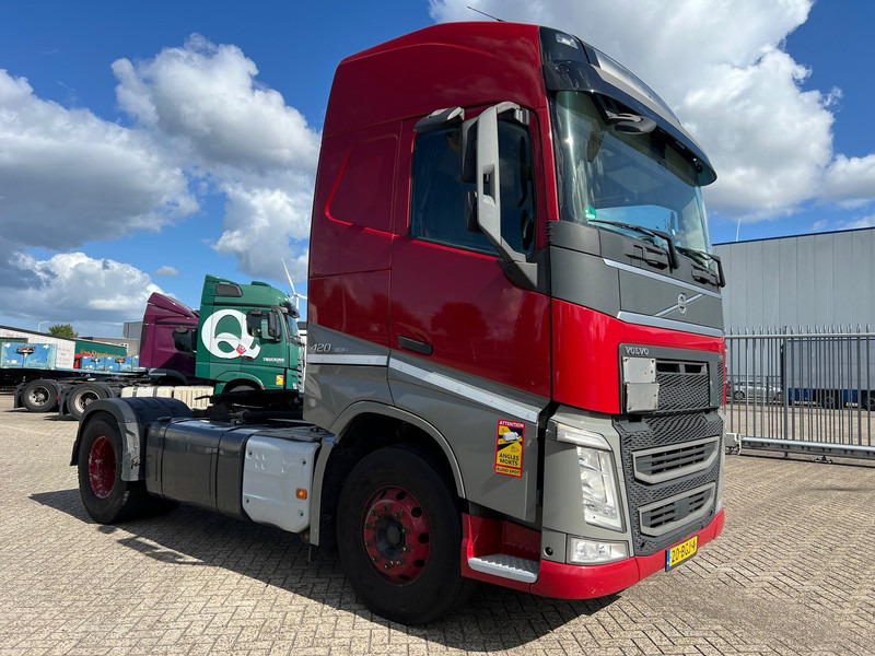 Volvo FH13.420 Globetrotter - ADR - יחידת טרקטור: תמונה 3 Volvo FH13.420 Globetrotter - ADR - יחידת טרקטור: תמונה 3