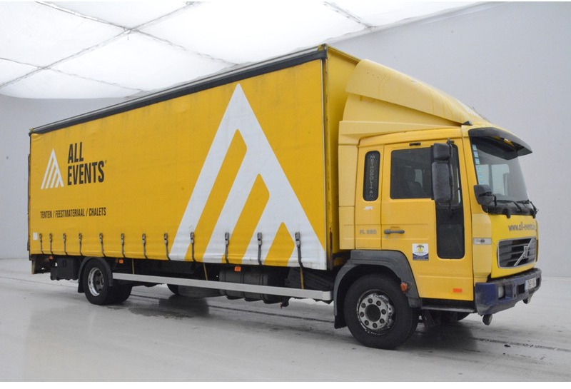 Volvo FL 220 - משאית וילונות צד: תמונה 3 Volvo FL 220 - משאית וילונות צד: תמונה 3