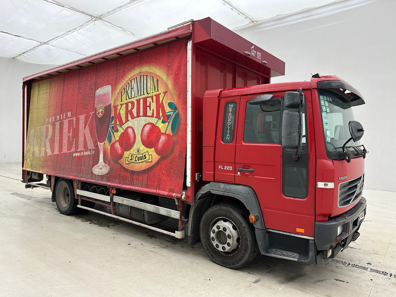 Volvo FL 220 - משאית וילונות צד: תמונה 3 Volvo FL 220 - משאית וילונות צד: תמונה 3