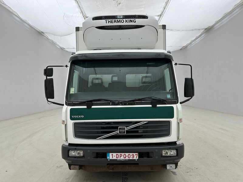 Volvo FL 220* - משאית קירור: תמונה 2 Volvo FL 220* - משאית קירור: תמונה 2