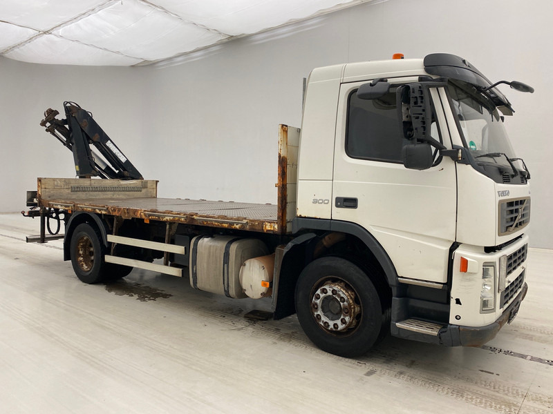 Volvo FM 300 - משאית צד נופל/ שטוחה, משאית מנוף: תמונה 3 Volvo FM 300 - משאית צד נופל/ שטוחה, משאית מנוף: תמונה 3