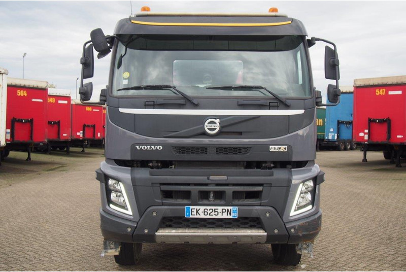 Volvo FMX 410 - 8x4* - משאית מערבלת בטון: תמונה 2 Volvo FMX 410 - 8x4* - משאית מערבלת בטון: תמונה 2