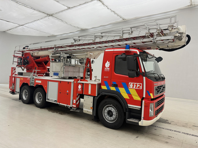 Volvo MAGIRUS ALP330 - FM 340 - 6x4 - משאית אש: תמונה 3 Volvo MAGIRUS ALP330 - FM 340 - 6x4 - משאית אש: תמונה 3