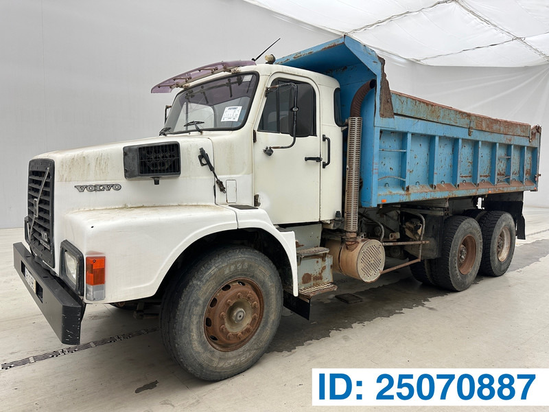 Volvo N10.320 - 6x4 - מזהיר: תמונה 1 Volvo N10.320 - 6x4 - מזהיר: תמונה 1